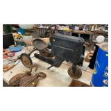 VINTAGE METAL PEDAL TRACTOR