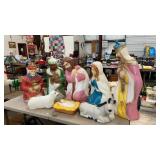 NATIVITY SCENE BLOW MOLD SET