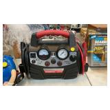 JUMPSTARTER AND TIRE INFLATOR