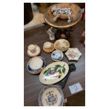 LOT OF COLLECTOR PLATES, DECOR