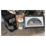 FRAMED DECOR, COFFEE MAKER, BLENDER