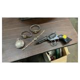 TOY GUN, WATCHES