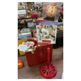 LOT OF CHRISTMAS DECOR