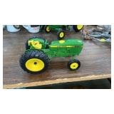 ERTL JOHN DEERE 2440 TRACTOR