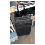 Rolling suitcase