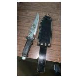 White tail cutlery knife