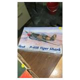 P-40B Tiger shark  model kit