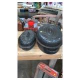 2 Enamel roasters