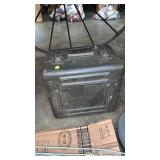 Metal container