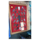 Display of arrowheads