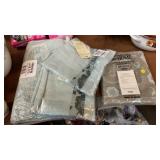 SOUTHERN LIVING BATH RUG, HAND TOWELS, SHOWER