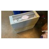 LIGHT FIXTURE IN BOX