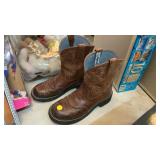 ARIAT BOOTS, SIZE 6.5 M
