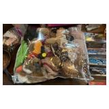 BAG OF BOYDS BEARS, ETC