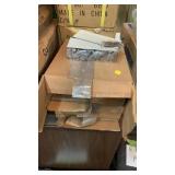 lot of hinges