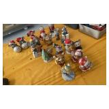LOT OF CHRISTMAS FIGURINES