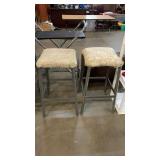 2 Padded stools