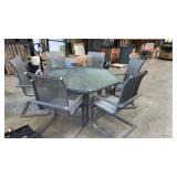 Patio table & 6 chairs 61"
