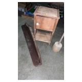 Small vintage table & shelf
