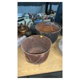 1 Cast iron footed pots