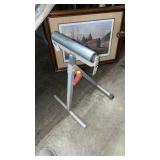 ROLLER STAND