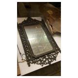 DECORATIVE MIRROR
