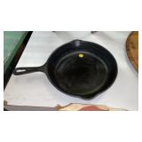 CAST IRON SKILLET