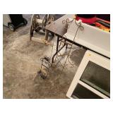 2 PLATE HANGERS
