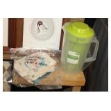 Vintage Greeting Cards & Pitcher Set