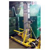 Sumner 2124 Contractor Lift, Maximum Height 24'