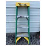 Werner 4 ft Fiberglass Step Ladder