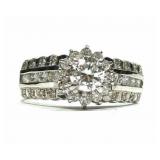 Platinum Brilliant Diamond Halo Ring Platinum Brilliant Diamond Halo Ring