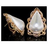 14kt Gold Mabe Pearl French Lock Earrings 14kt Gold Mabe Pearl French Lock Earrings