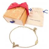 Louis Vuitton Essential V Bracelet Louis Vuitton Essential V Bracelet