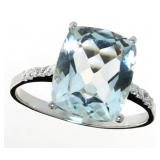 Cushion Cut 3.77 ct Aquamarine & Diamond Ring Cushion Cut 3.77 ct Aquamarine & Diamond Ring