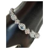 Natural 6.04 ct Aquamarine & Zircon Bracelet Natural 6.04 ct Aquamarine & Zircon Bracelet