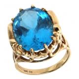 10kt Gold Swiss Blue Topaz Ring 10kt Gold Swiss Blue Topaz Ring