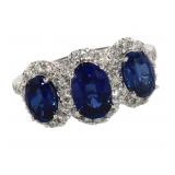 14k Gold 2.70 ct Oval Sapphire & Diamond Ring 14k Gold 2.70 ct Oval Sapphire & Diamond Ring