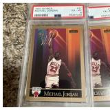 Vintage 1990 Skybox #41 Michael Jordan Card