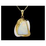 18k Gold 2.49 ct Opal & Diamond Pendant Necklace