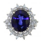 14kt Gold 9.84 ct Oval Sapphire & Diamond Ring