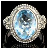 Oval 8.60 ct Natural Blue Topaz Ring