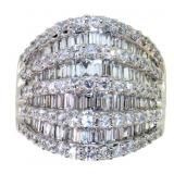 18kt Gold 3.27 ct Natural VS Diamond Ring