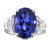 14kt Gold 9.80 ct Oval Sapphire & Diamond Ring