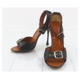 Manolo Blahnik Leaher Pump Shoes Size 36