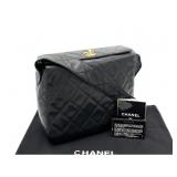 CHANEL Matlasse Caviar Skin Shoulder Bag
