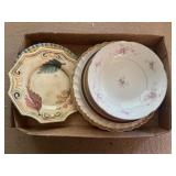 Tray Lot Of 6 Assorted Decorative Plates & Bowls