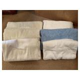 6 Assorted Towels