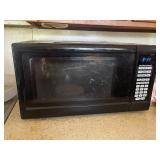 21ï¿½ x 12ï¿½ x 16ï¿½ Hamilton Beach Microwave (As
