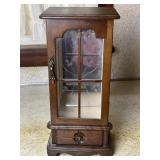 13 1/2ï¿½ Vintage Wooden Jewelry Box